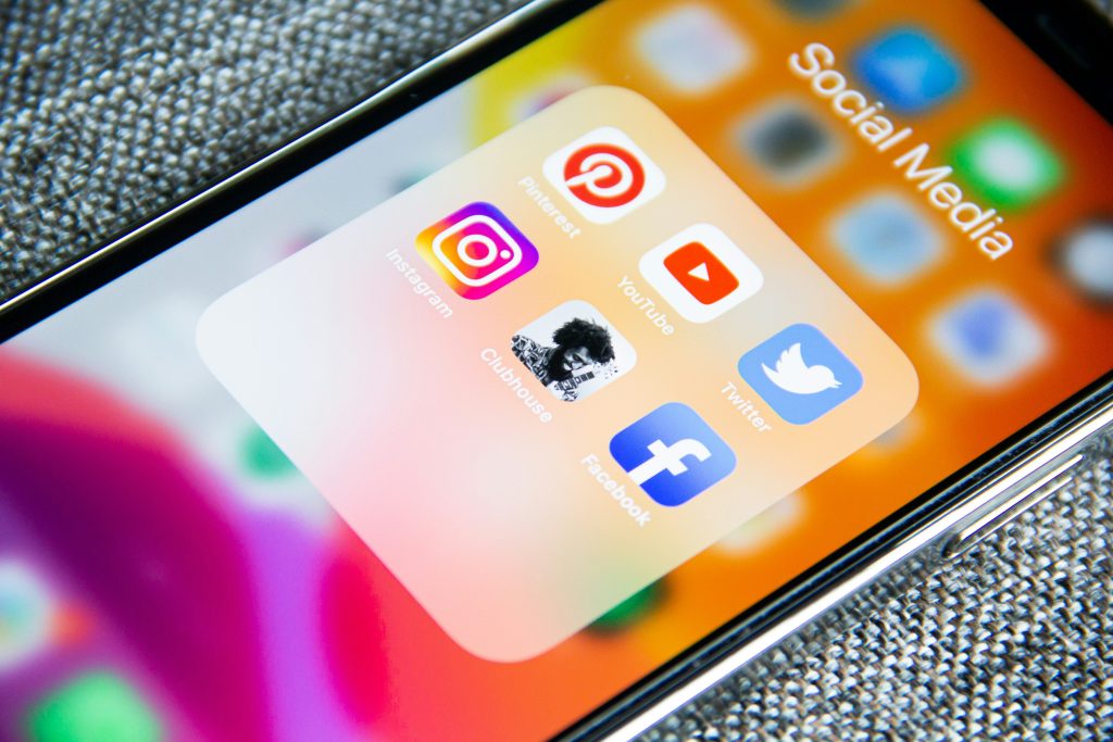 The Art of Social Media Management: Building Your Online Presence